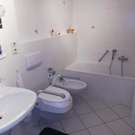 Eifelgold * Esch (Rhineland-Palatinate)